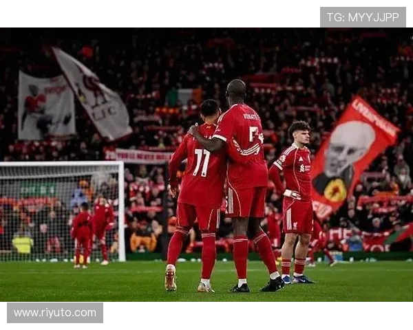 利物浦进攻依然犀利,但战术结构趋于单一,稳定性面临考验 利物浦进攻依然犀利,但战术结构趋于单一,稳定性面临考验