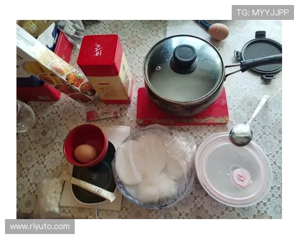 字母哥家冰箱里塞满蛋白粉，连饮料都是无糖的